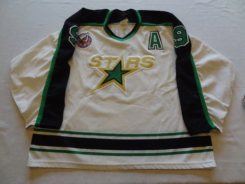1992-93 CCM Minnesota North Stars Mike Modano NHL Jersey Men’s XL Hockey Cover