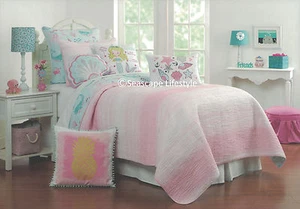 ☆ SEA CRITTERS ☆ Twin Quilt Boat House Seahorse Starfish Turtle Pink Marine Life - Picture 1 of 7