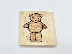 Keramik Kühlschrankmagnet, handgefertigter Teddy Magnet aus Finnland - Bild 1 von 4