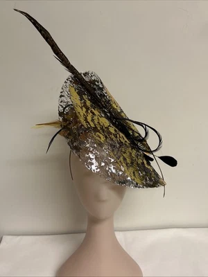 Ascot Fascinator Kentucky Derby Hoja de Oro Plata, Negro, Grande Foto 1 de 4