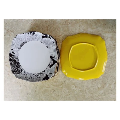 Juego de 8 platos de cena de melamina Liberty of London para Target negro blanco amarillo Foto 1 de 4