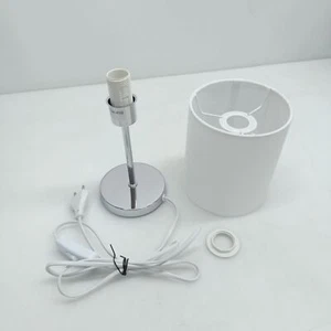 Lámparas de mesa Reality Jerry R50491001, metal cromado, pantalla de tela blanca - Imagen 1 de 6