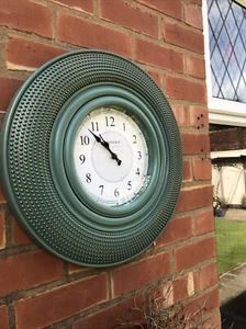 Large Green Gold Decorative Wall Clock Indoor Outdoor Garden Round 50cm Dia Vgc - Picture 1 of 10