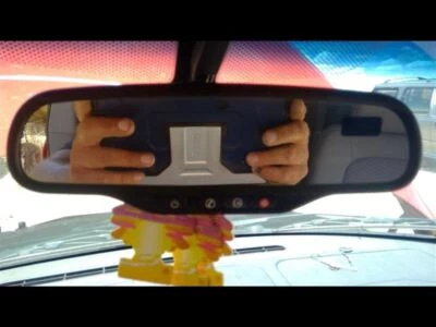 Espejo retrovisor con telemática Onstar Opt UE1 07-08 HHR 238569 Foto 1 de 3