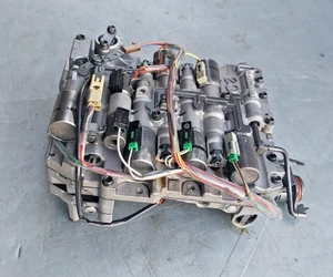 2008 - 2012 LAND ROVER LR2 3.2  TRANSMISSION VALVE BODY - Picture 1 of 12