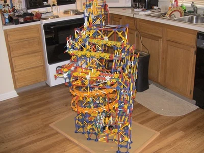 K'nex Ionization Ball Factory Machine 4,500 Pieces COMPLETE SET W Battery Motor - Image 1 of 4