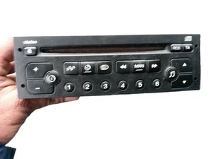 RADIO Peugeot 206 SW (2E/K) Combi 1.4 HDi (DV4TD(8HX)) 96565718XT - Foto 1 di 3