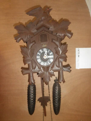 German Black Forest made Schatz Linden Wood  8 Day Cuckoo Clock CK3386 - Image 1 of 4