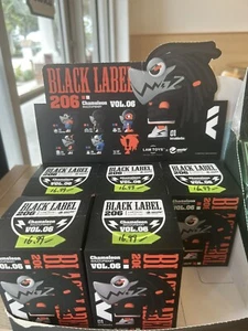 LAMTOYS WAZZUPBABY Chameleon Blind Box - BLACK LABEL 206 Vol.06 - Picture 1 of 4