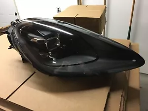 2019-2022 Porsche Cayenne LED Right Side Headlight OEM Black 9Y0941032S - Picture 1 of 10