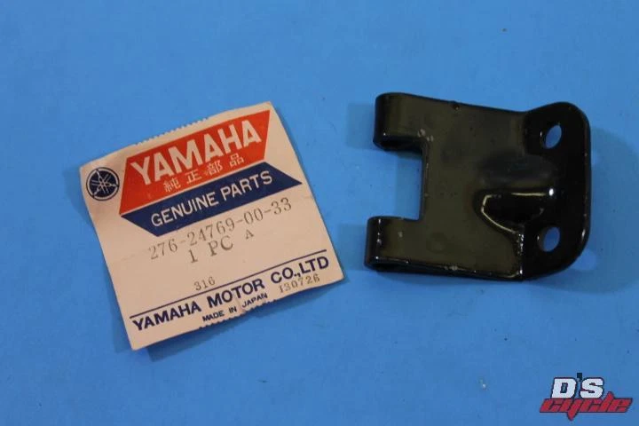 NOS Yamaha LT2 LT3 HT1 HT1MX LTMX Rear Hinge Bracket 276-24769-00-33 - Image 1 of 1