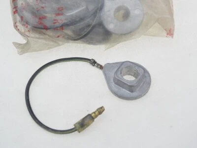 KM100 G7 100 KH100EL KH100 Headlight Collar Lead Turn Signal Kawasaki 23076-002 - Image 1 of 3