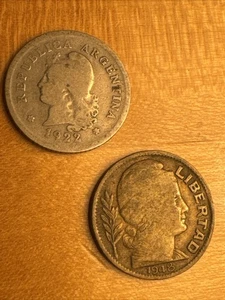 Lot of 2 - Argentina - 1922, 1948 - 10 Centavos - Circulated - Picture 1 of 2