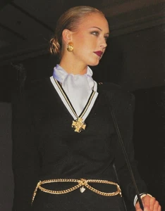 Vintage ST. JOHN Silk Rectangle Scarf One Size Ivory Long Satin RARE - Picture 1 of 11