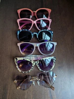 Lot Of 6 Sunglasses Pink Party Birthday Round Heart Pattern Costume Dress Up - Image 1 of 4