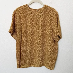 Vintage Size Medium 100% Silk Crew Neck Animal Leopard Print Short Sleeve Blouse - Picture 1 of 9