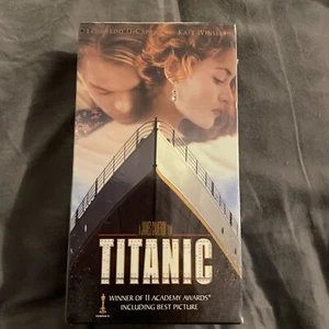 Titanic (VHS, 1998, 2-Tape Set) BlockBuster Video Re-Sealed - Picture 1 of 6