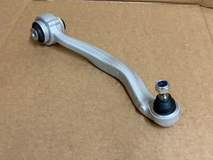 FRONT RIGHT HAND SUSPENSION LOWER CONTROL ARM FOR MERCEDES E-CLASS 207 2009-2016 - Picture 1 of 1