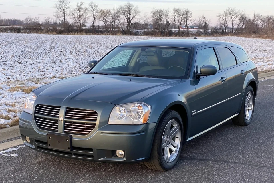 Dodge: Magnum - Image 1 of 1