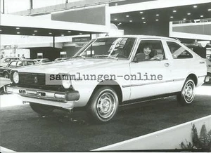 DATSUN 3 puertas foto de prensa foto coche fotografía fotografía exposición - Imagen 1 de 2