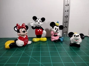 Disney Mickey Mouse & Minnie Mouse (4 Stück) Porzellan Figuren - Bild 1 von 17