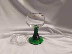 Unmarked Green Beehive Stem Wine Glass 4 3/8"H, Gold Color Rim - PRE-OWNED - Picture 1 of 10