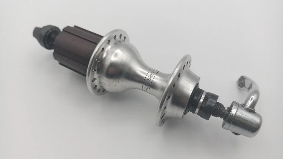 Campagnolo Athena FH 00AT 8sp Moyeu Arrière Vélo Vintage Italie Rear Hub - Photo 1/4