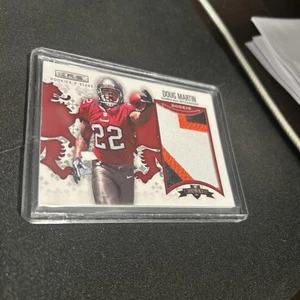 2012 Rookies & Stars DOUG MARTIN Crusade PATCH 3 COLOR ROOKIE /49 BUCS/BOISE ST - Picture 1 of 2