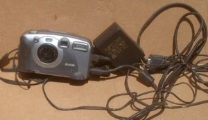 Kodak DC 280 Zoom Digital Camera w/ Adaptor - for Parts or Repair - Picture 1 of 6