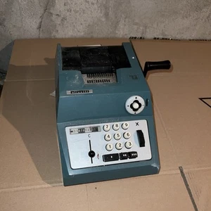 Olivetti Summa Prima Rechenmaschine mit Papier 60er Jahre 20 Deko Ungetestet - Afbeelding 1 van 3