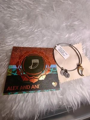 pulsera charm Foto 1 de 4