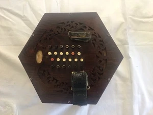 Wheatstone Antique 48-Key Concertina. Very Early Number 706 , C1850 ,vgc, boxed. - Picture 1 of 17