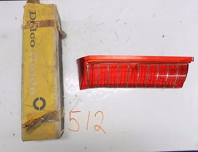 Nuevo de Lote Antiguo GM 1967 Oldsmobile Delta 88 LH Luz Trasera Lente Delco Guía Superior con Borde Foto 1 de 3