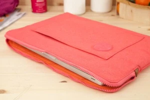 ORIGINAL Golla Slim Sleeve 16" Rubin Laptop Case Notebook Bag Coral Zip Pocket - Picture 1 of 4