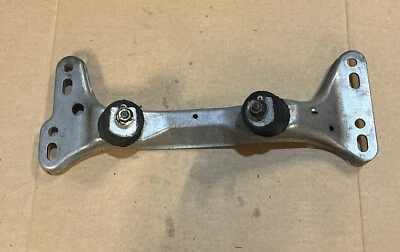 SOPORTE SOPORTE TRANSMISIÓN CAJA MANUAL BMW Z3 1.9 1136498 Foto 1 de 4