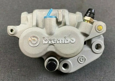 NEW GENUINE APRILIA ETV 1000 CAPONORD 2001-2003 RH FRONT BRAKE CALIPER AP8113804 - Image 1 of 4