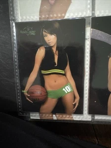 2005 Bench Warmer Base Card # 46 Michelle Marie Perez - Picture 1 of 1
