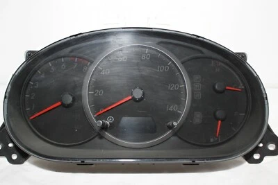 Cuadro de instrumentos velocímetro indicadores del panel de instrumentos Mazda 5 2010 49.072 millas Foto 1 de 4