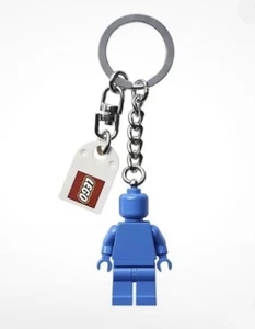 LEGO 854090 Blue Minifigure Keychain VIP Exclusive - Picture 1 of 2