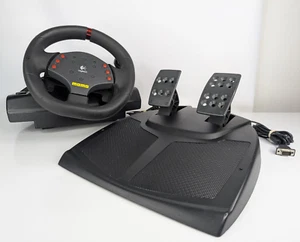 Logitech MOMO Racing Force Feedback Wheel + Pedals PC E-UH9 - Picture 1 of 13