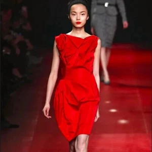 BNWT Nina Ricci Red Silk Satin Cocktail Mini Dress UK 8 RRP $1690 - Picture 1 of 8