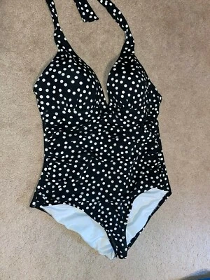 Traje de baño Chaps One Peice talla 10 negro con halter de lunares blancos Foto 1 de 3