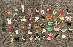 Vintage Lot 52 Needlepoint Plastic Canvas Magnets Animals Holidays Food Kitsch - Picture 1 of 15