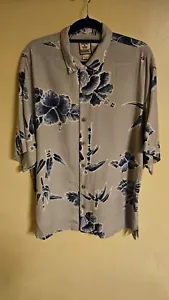 VINTAGE MEN'S TOMMY BAHAMA HAWAIIAN SHIRT - LARGE - SILK - Picture 1 of 3