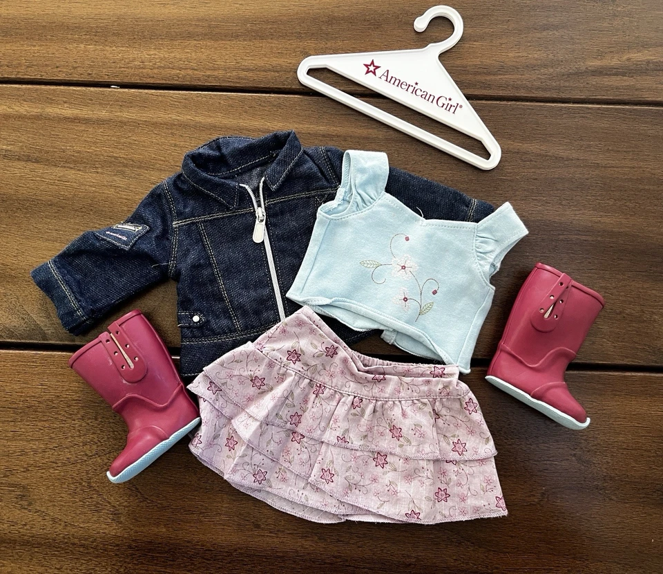 American Girl 2007 Bonito Conjunto Estampado y Botas de Goma RETIRADAS Foto 1 de 1