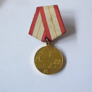 Alter Russland CCCP Orden am Dreicksband (AW676) - Bild 1 von 4