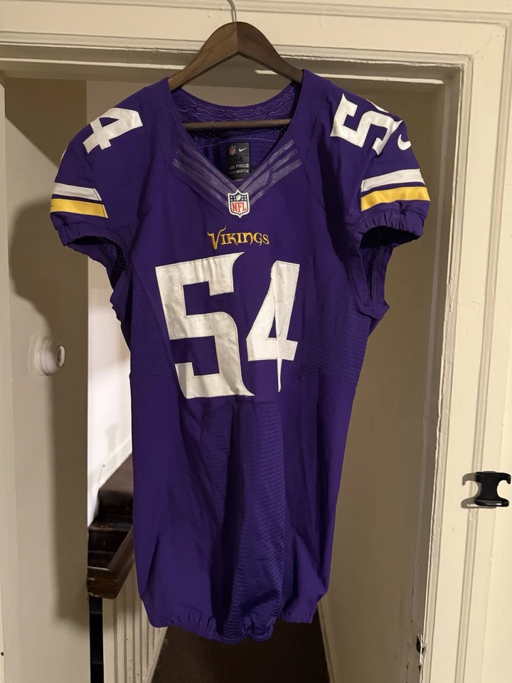 Camiseta firmada usada en juegos de la NFL Foto 1 de 3