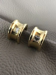 Pendientes con clip de medio aro de estrás dorado vintage Givenchy - Imagen 1 de 8