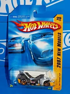 Hot Wheels 2007 New Models 29/36 Jet Threat 4.0 Silver & Yellow w/ Smoke Cover - Picture 1 of 2