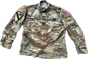 US Army Ocp Multicam Jacke 7 patches 1st Cav 1st Armor Div Old Ironsides CSGTM - Bild 1 von 6